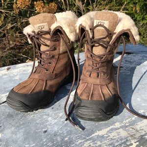 Ugg Adirondack winter snow boots Sz 9